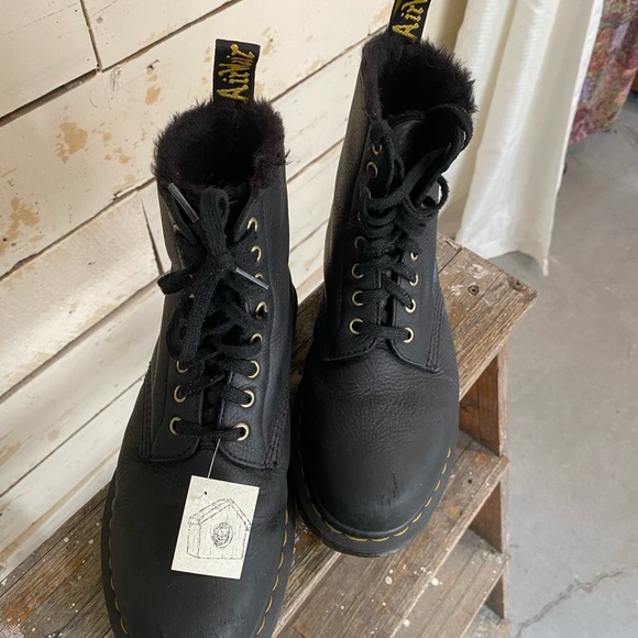 Dr. Martens winter boots - Picture 5 of 7